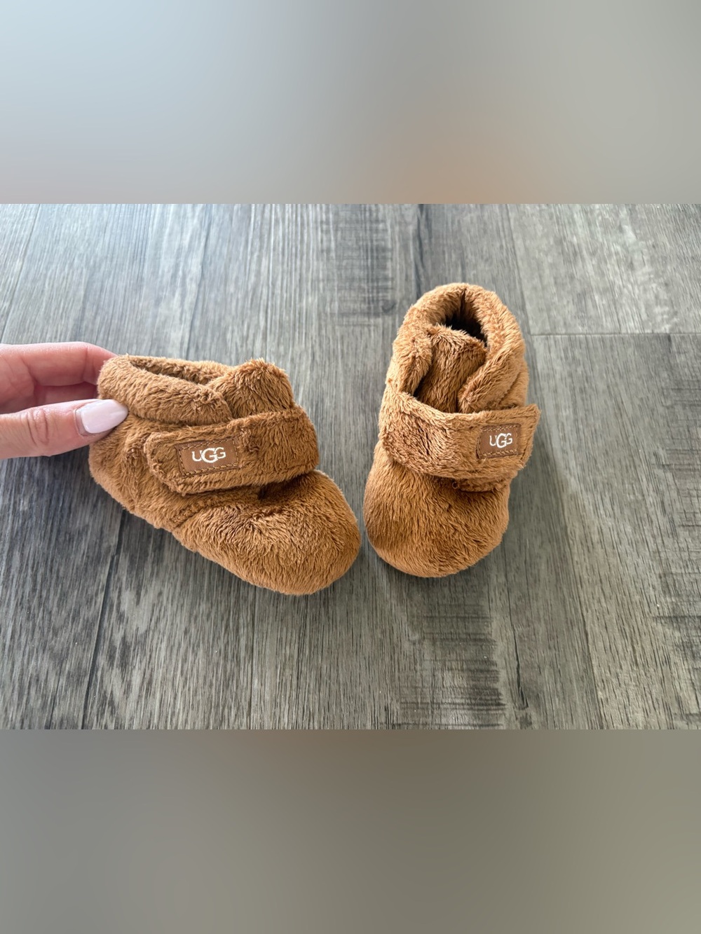 Baby Ugg Booties 2/3